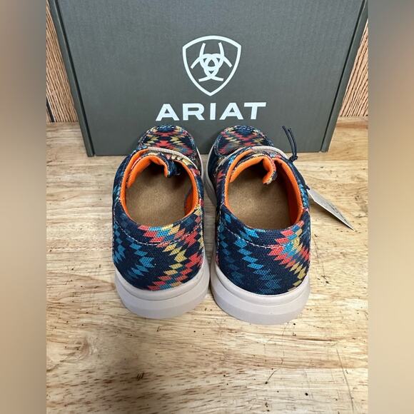 Ariat Youth Hilo’s- NWT - Picture 3 of 5